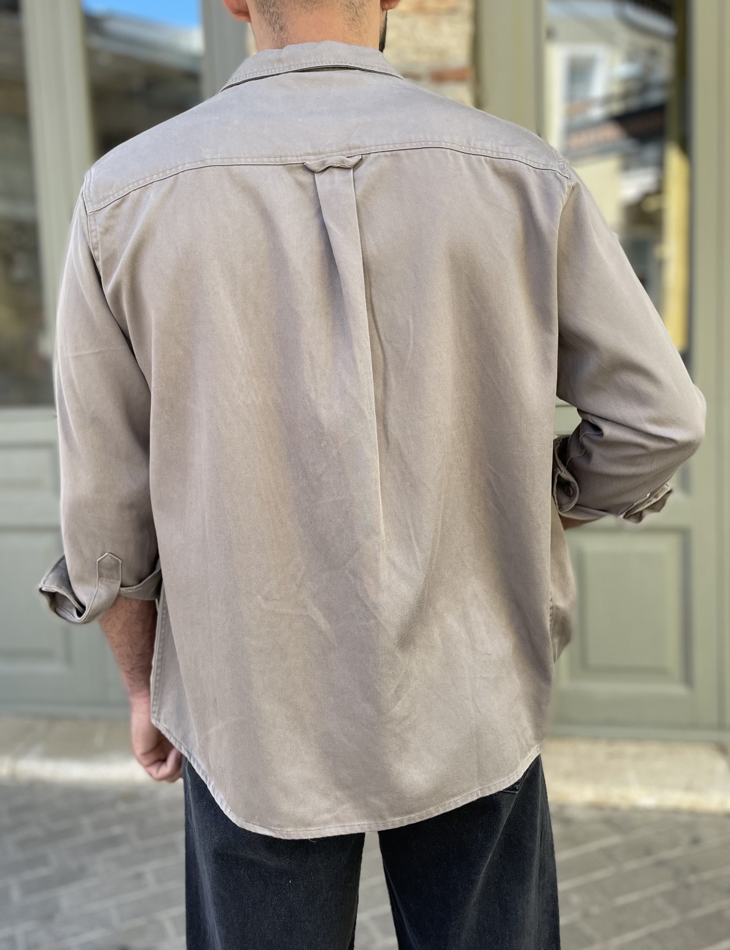 Ανδρικό πούρο overshirt με γιακά 4529 φωτογραφία